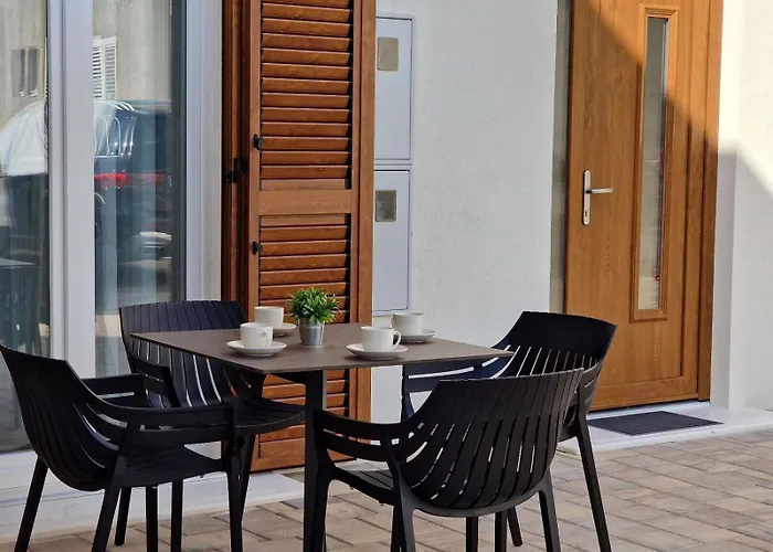 House Miamare Dom wakacyjny Primošten